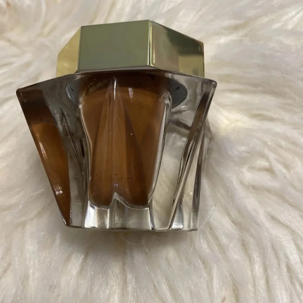 Stila Lingerie Souffle Skin Perfecting Foundation, Various Shades, 1 oz Full Sz
